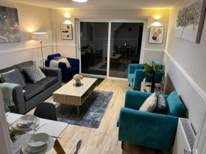 Location-Comfortable Beds-Free Parking-Families